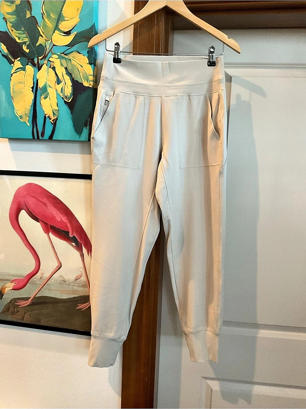 Athleta Women'Small Jogger Pants in Stone Size Small
